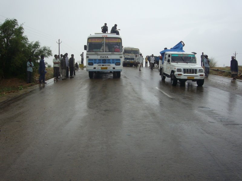 Travel - India - Rajasthan - Desert Camel Trip - Desert Rain